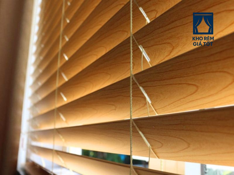 rèm gỗ văn phòng giá tốt tại kho